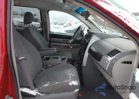 2010 Dodge Grand Caravan Sxt from USA, damaged, VIN 2D4RN5DX8AR140580